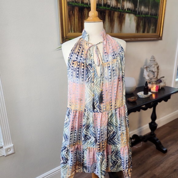 BWT womens short dress - Picture 4 of 7